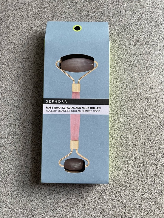 Sephora Other - Sephora Pink & Gold Rose Quartz Facial & Neck Roller